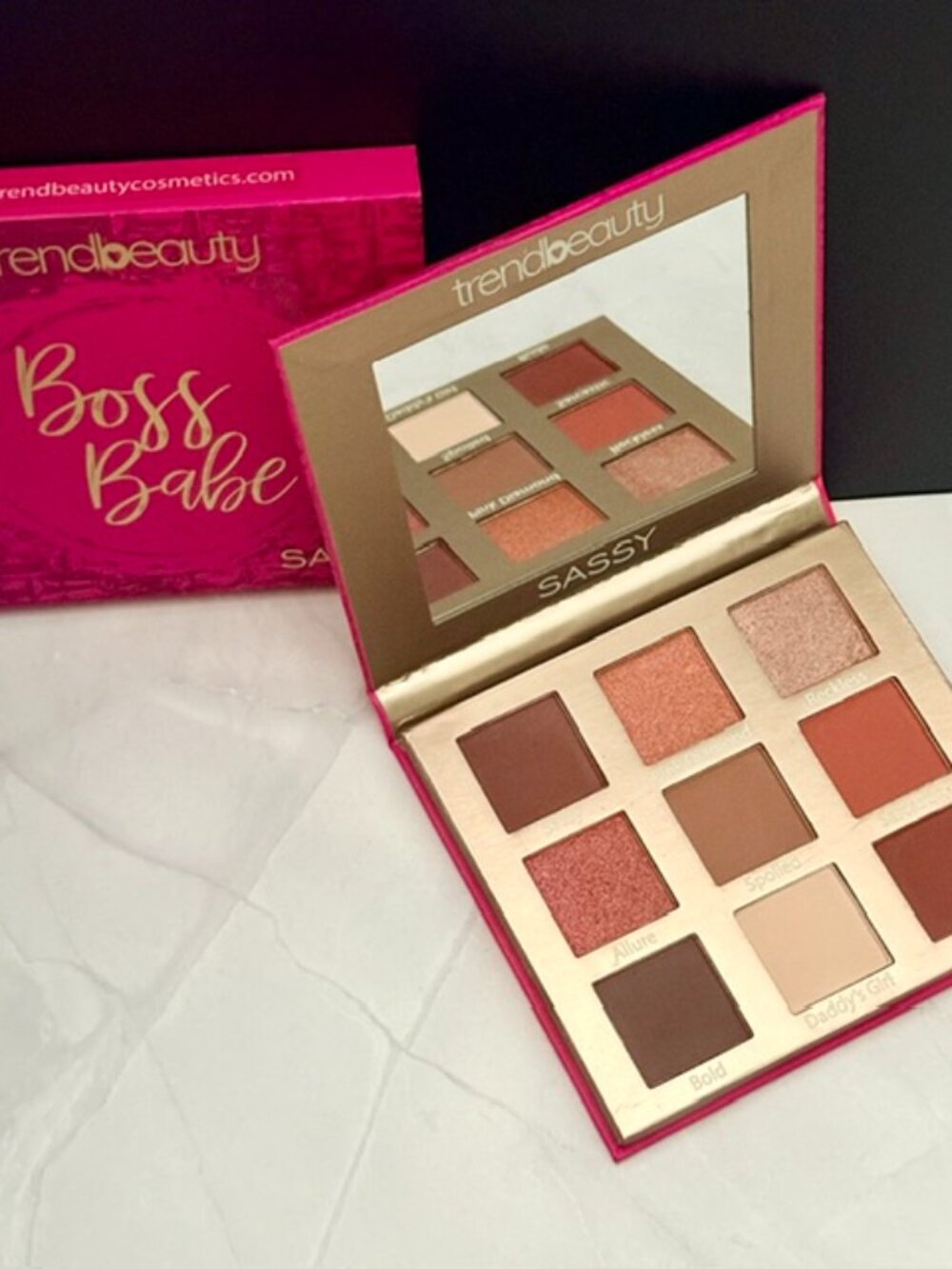 Trend Beauty Boss Babe SASSY 9 Color Eyeshadow Palette NIB